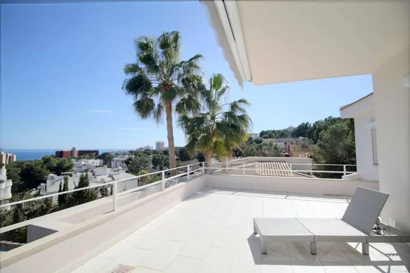 Villa Moderna en Cas Catala con Vistas al Mar