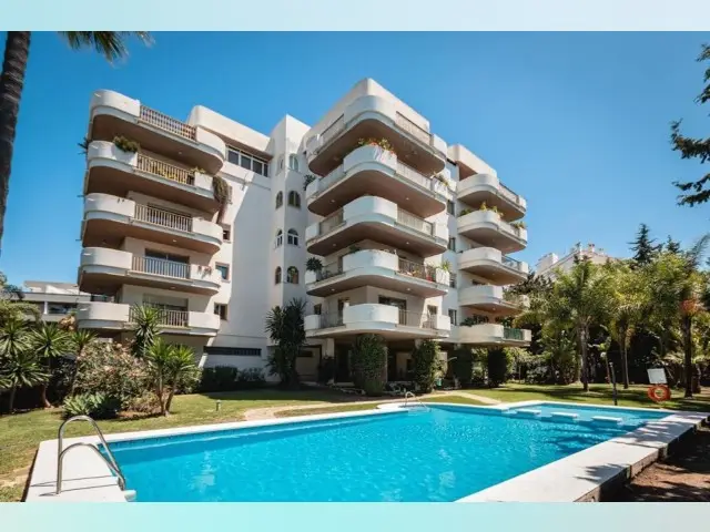Apartamento 2 Dormitorios Nueva Andalucia