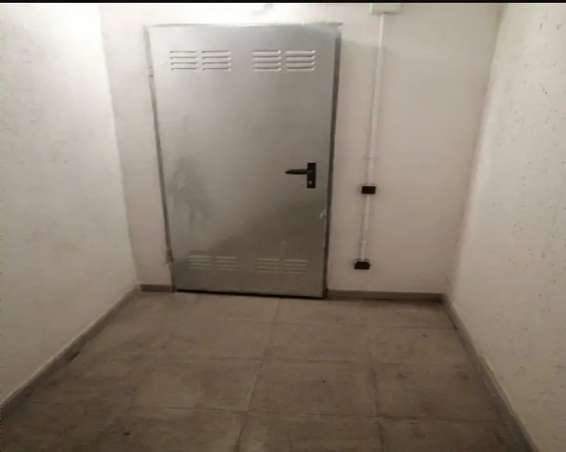 Garaje en venta Sabadell calle Florit