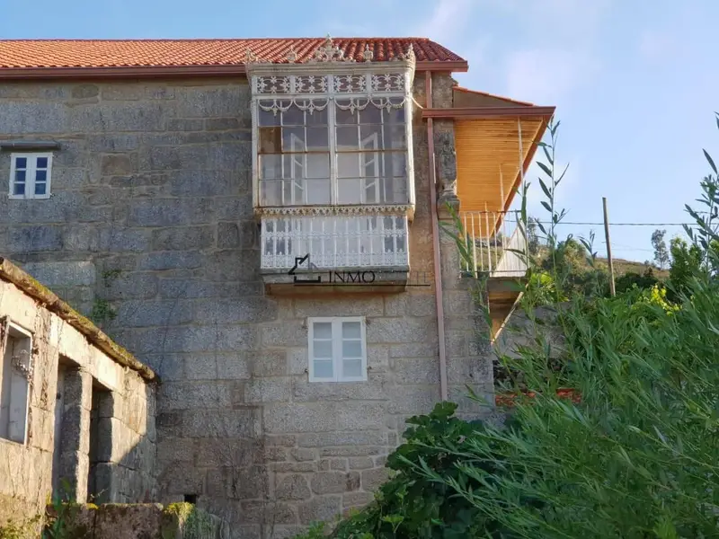 Casa de Piedra para Reformar en Cotobade Pontevedra