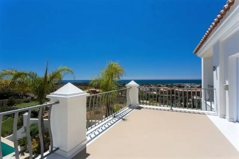Villa de Lujo en Venta Benahavis 9 Dormitorios Piscina Privada
