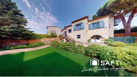 Casa en Begur Jardin Energia Solar Gran Potencial