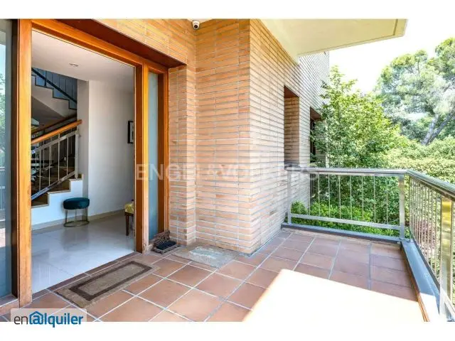 Casa Unifamiliar 581m2 Jardin Piscina Garaje Mirasol