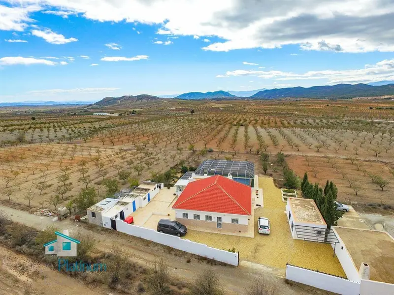 Villa de Lujo en Oria Almeria con Piscina Casa de Invitados y Vistas Panoramicas