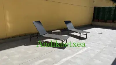 Bajo con Jardín Privado en Gorosibai 4 Habitaciones