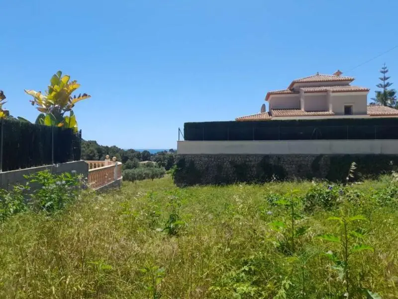 Parcela en Venta cerca de Moraira con Vistas al Mar