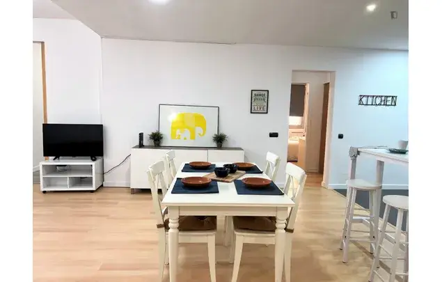 Alquiler Apartamento 3 Dormitorios Barcelona Guinardo