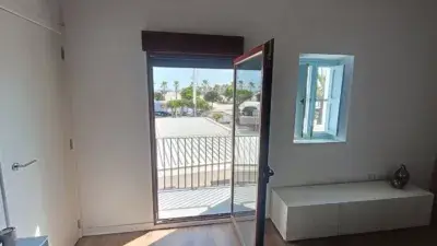 Apartamento en Denia con Vistas al Mar