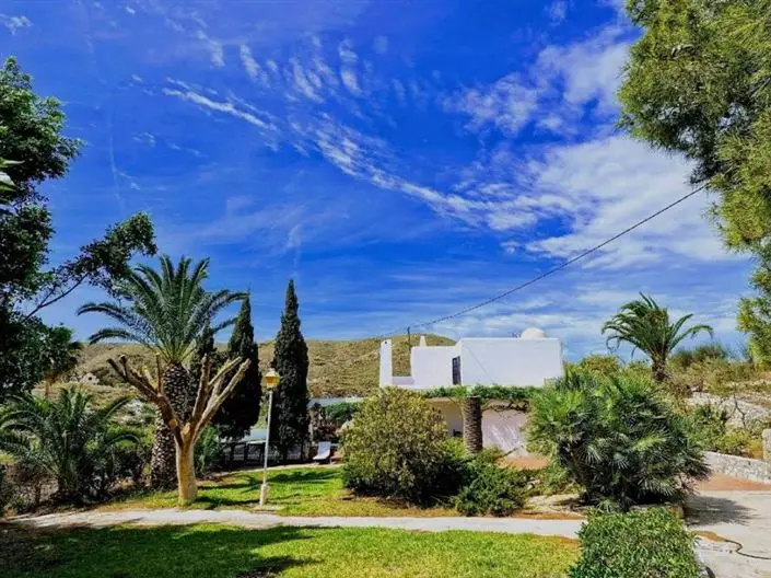 Villa de Lujo de 6 Dormitorios en Venta