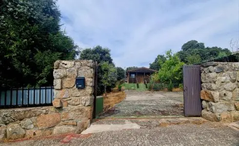 Chalet/casa independiente en venta en urbanizacion, El Espinar, Segovia