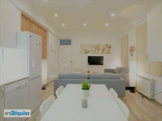 Apartamento en Alquiler Madrid 83m2 4 Dormitorios 4 Baños Amueblado