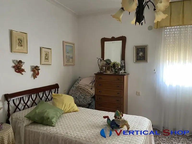 Venta Chalet 3 dormitorios 3 garajes Caudete