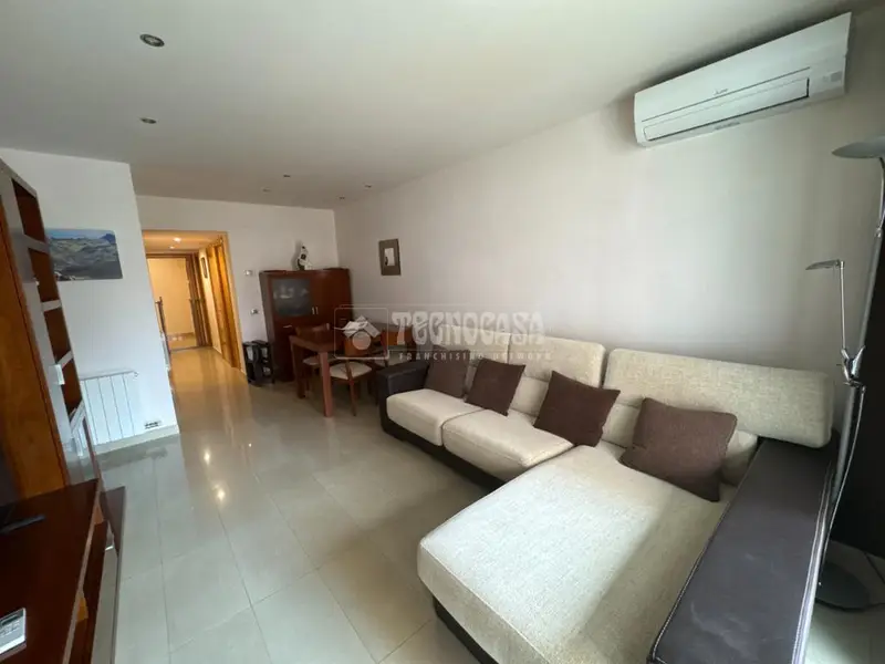 Piso en venta Sant Andreu 4 dormitorios 2 baños reformado