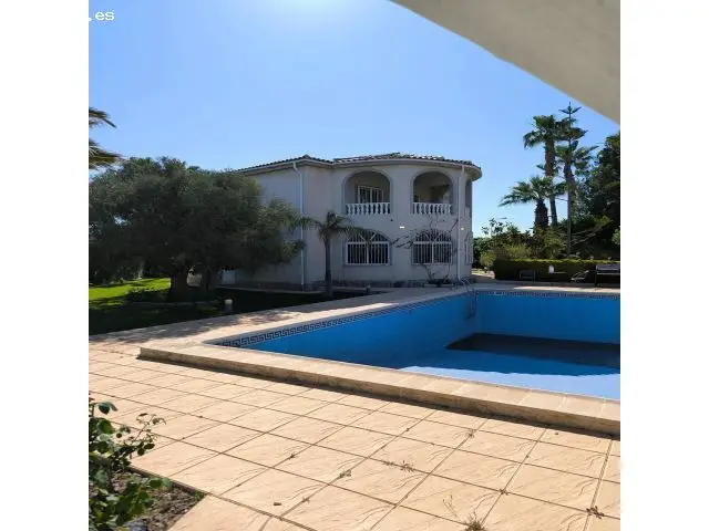 Gran Chalet Familiar 4 Dormitorios Piscina Privada Jardin 1100m2