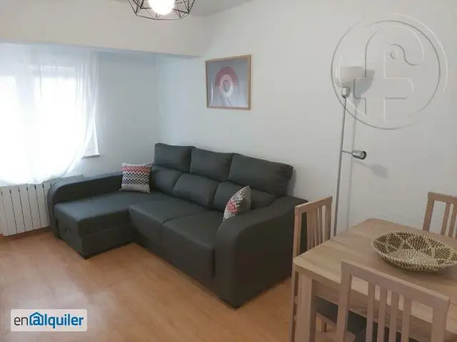 Alquiler piso ascensor Valdecilla-calle alta