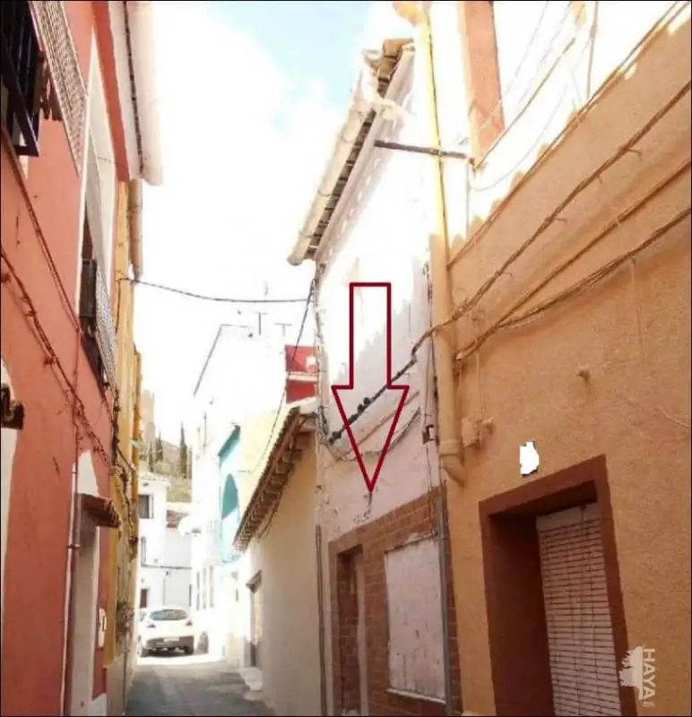 Piso en venta en Villena con terraza y patio