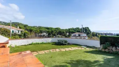 Casa Pareada en Alella 6 Habitaciones 3 Baños Piscina