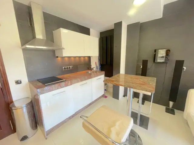 Apartamento en Moraira 1 Dormitorio Reformado Cerca de la Playa