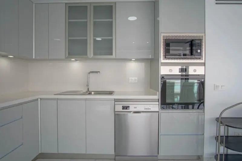 Apartamento en Benidorm con Vistas al Mar y 2 Dormitorios
