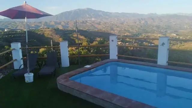 Alquiler Larga Temporada Casa Rural Velez Malaga