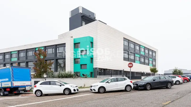 Edificio oficinas 3821m² Mairena del Aljarafe