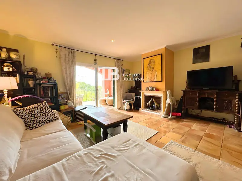 Piso en Venta en Calvià 2 Dormitorios 2 Baños Terraza Parking