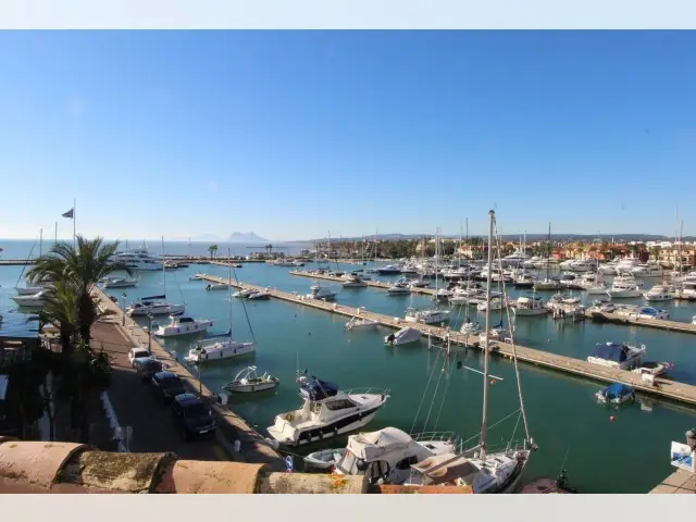 Ático 4 Dormitorios Sotogrande Puerto Vistas al Mar
