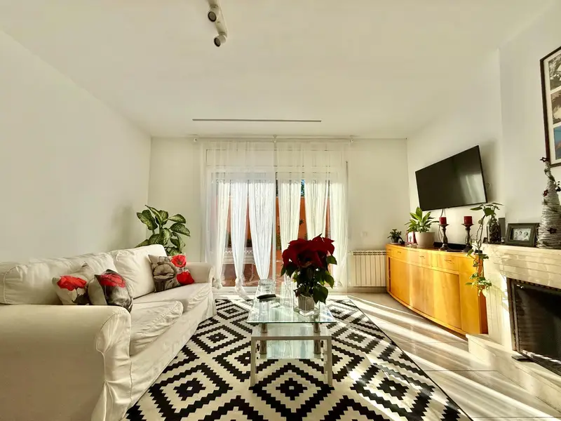 Venta Adosado buenas vistas en Rocamar, Sant Pere de Ribes - Ref: HOM-049