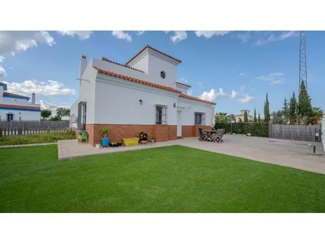 Chalet Independiente 600m2 4 Dormitorios 3 Baños Vistas Golf