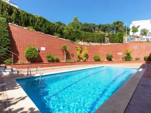 Piso de 3 Dormitorios alquiler Tossa de Mar, España