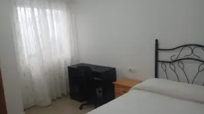 Alquiler piso dos habitaciones La Union jardin piscina