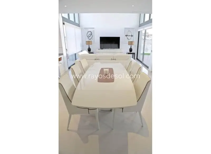 Chalet en Venta Campoamor Lujo Cerca Playa Golf