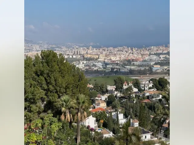 Terreno en venta Cerros Del Aguila, España