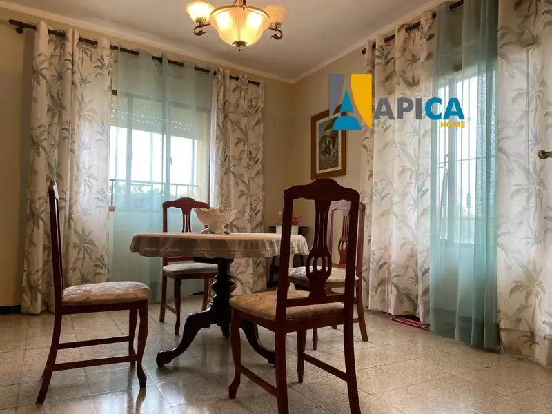 Casa en Venta Algeciras 3 Dormitorios 250m2 Azotea Local