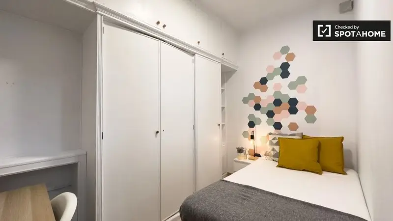 Apartamento 8 Dormitorios 2 Baños Barcelona Alquiler Spotahome