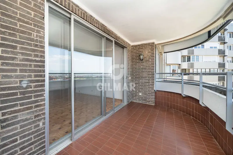Piso en Alquiler Madrid Costillares 4 Dormitorios 3 Baños