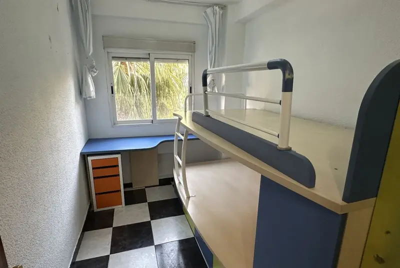 Apartamento 3 Dormitorios Málaga Cerca Playa Inversión