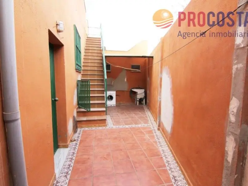 Venta Casa con piscina en Granada - Ref CH3 115