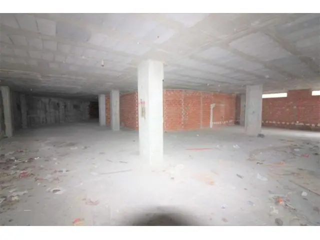 Local Comercial 330m² Castro Urdiales - Excelente Oportunidad