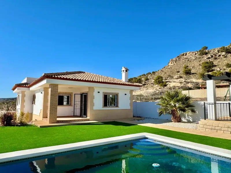 Villa de Lujo en Fortuna Murcia con Piscina y Vistas Panorámicas