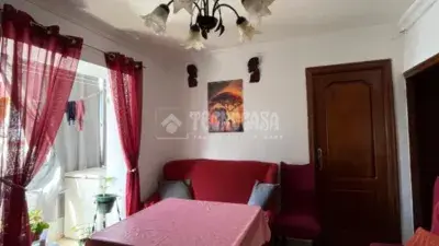 Piso en venta en Carmona