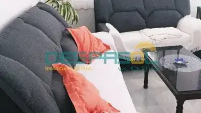 Apartamento en Alquiler Calle Vespasiano 2 Dormitorios Terraza Piscina
