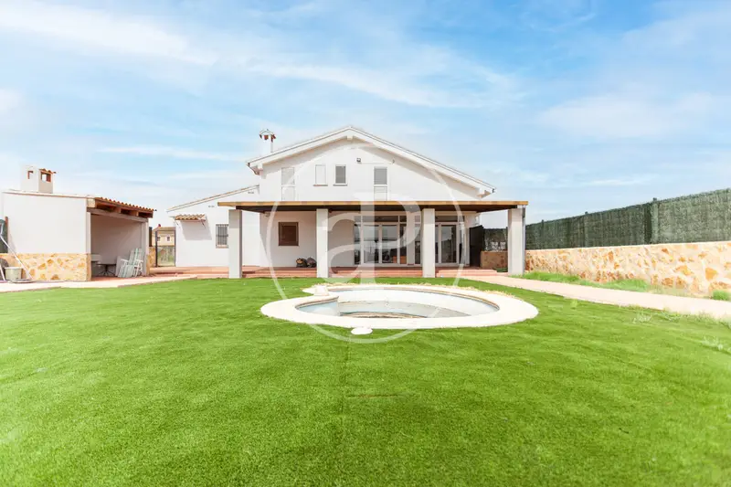 Chalet en venta en Alboraya - Partida de Saboya