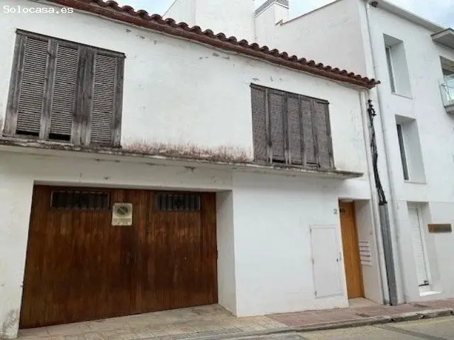 Edificio en Venta Tamariu Girona Cerca de la Playa