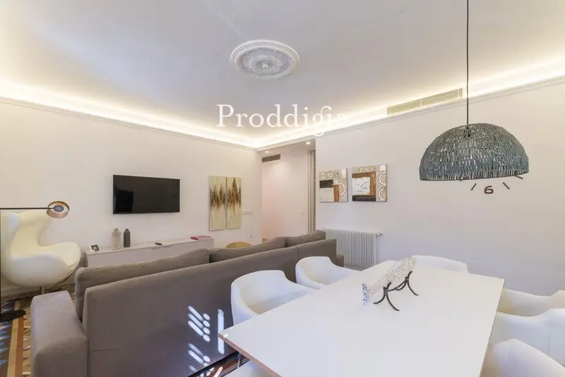 Vivienda Reformada 80m2 Amueblada 2 Dormitorios 2 Baños Centro