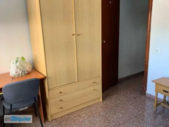 Piso Estudiantes Vista Alegre Murcia 4 Dormitorios Amueblado