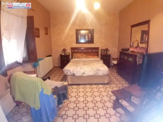 Chalet con 632 m2 y 15555 m2 de Parcela Ideal Casa Rural