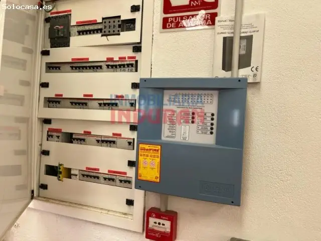 Lavanderia 300m2 en Calle Extremadura Negocio Establecido