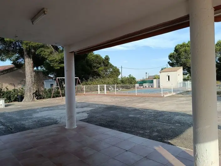 Villa 3 Dormitorios Yecla Venta Piscina Barbacoa
