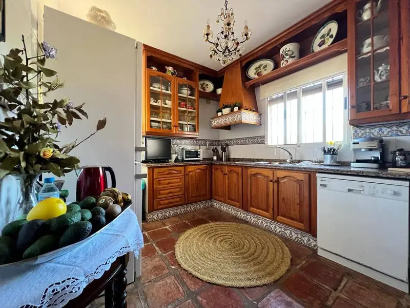 Chalet Rústico con Piscina en Motril Granada